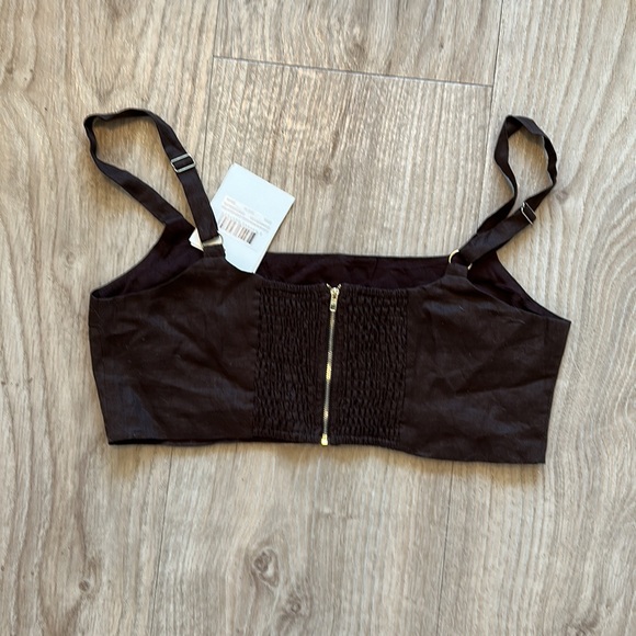 DISSH Eleanor Linen Crop Top - Picture 2 of 4